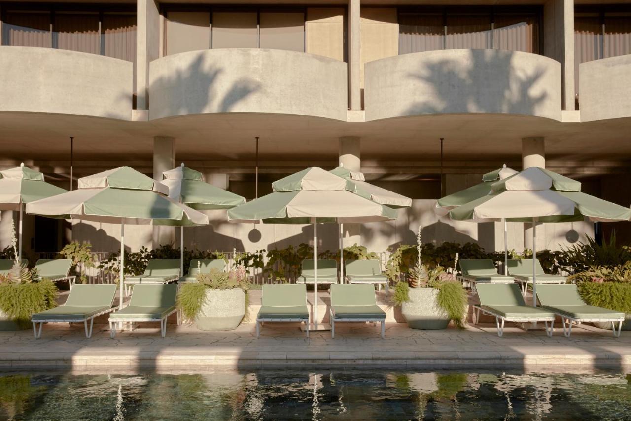 The Calile Hotel Brisbane Esterno foto The pool at the hotel